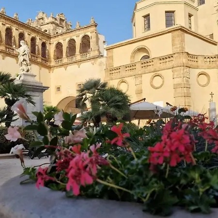 In Piazza Mazara del Vallo