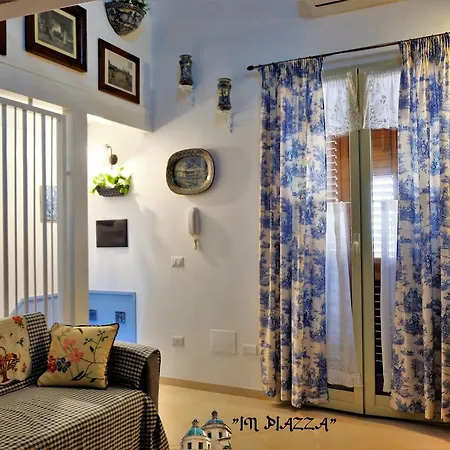 Apartment In Piazza
